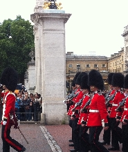 倫敦白金漢宮 & 衛兵交接儀式遊覽