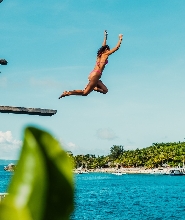 菲律賓Haqqy Life長灘島跳島遊（含懸崖跳水 & 日落派對）
