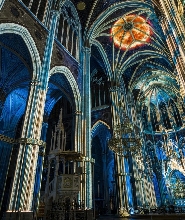 維也納感恩教堂燈光秀