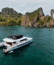 喀比豪華遊船半日遊（上午或日落團）