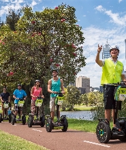 「天鵝河畔 (Swan River Foreshore)」2 小時城市導覽