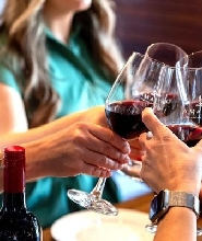 阿瑪迪奧酒窖品嚐美食