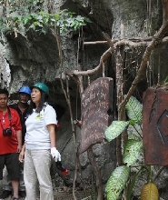普林塞薩港地下河之旅 & Ugong巖洞穴探索（含滑索）