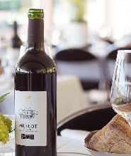 索恩河午餐遊船巡航（Les Bateaux Lyonnais Hermes提供）