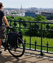 巴黎凡爾賽宮和王後農莊電動自行車之旅