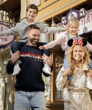 巴黎迪士尼樂園（Disneyland Paris）主題公園門票，含往返交通