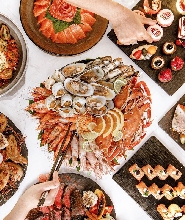 峴港格蘭美爵飯店週五燒烤海鮮自助餐