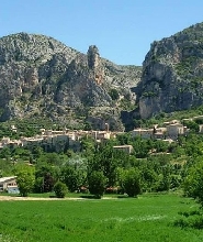 穆斯捷 - 聖瑪麗（Moustiers-Sainte-Marie）& 韋爾東峽谷探索之旅（普羅旺斯地區艾克斯出發）