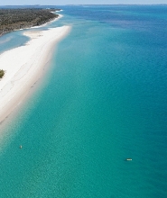 從赫維灣出發的 Whalesong 費沙島海灘烤肉巡遊