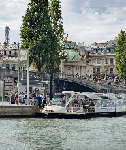 塞納河隨上隨下觀光遊船