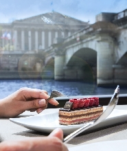 巴黎塞納河午餐晚餐遊船