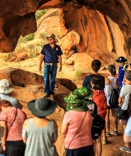 愛麗絲泉／艾爾斯巖度假村出發| 烏魯魯導覽一日遊