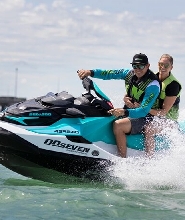 達爾文二戰沉船水上摩托車之旅