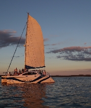 香檳日落帆船90分鐘之旅