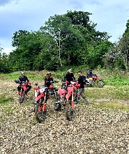 愛妮島中級騎手越野摩托車之旅