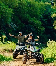 在黎剎省Estancia De Lorenzo體驗ATV