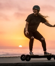 錫亞高島：電動滑板冒險體驗（含教練）