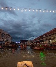 安帕瓦水上市場 & 三頭神象博物館私人一日遊