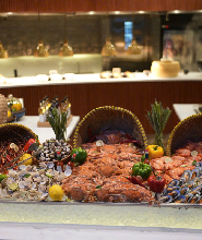 胡志明市新世界飯店的精緻自助餐體驗