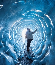 卡特拉冰洞與超級吉普車探險體驗