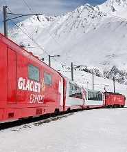 冰川快車全景觀列車來回包車一日遊