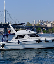 在伊斯坦堡博斯普魯斯海峽享受奢華遊艇體驗