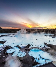 從雷克雅維克出發：金圈、凱瑞火山口與藍湖一日遊