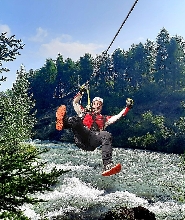 阿庫雷裡高空滑索體驗