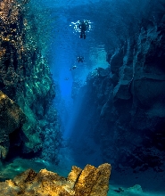 史費拉裂縫浮潛體驗（可選雷克雅維克接駁）