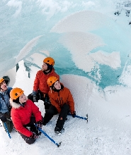 索爾黑馬冰川健行：冰上漫步與探索之旅