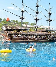 安塔利亞凱梅爾碼頭全日小團海盜船之旅