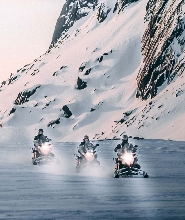 從雷克雅維克出發：黃金圈超級吉普車與雪地摩托車之旅