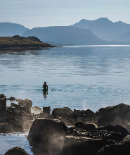雷克雅維克出發|Hvammsvik温泉體驗含巴士接送
