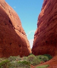 卡塔丘塔圓頂徒步之旅