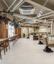 首爾明洞街JUNO HAIR沙龍