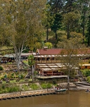 墨爾本之旅：雅拉河畔漫步 & 歷史船屋午餐