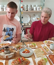 韓式料理烹飪課程：雜菜、炒年糕、餃子、魚餅湯和甜點