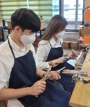 Stray Kids 親手製作銀戒的地方