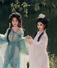 北京漢服古裝拍攝體驗（服裝租賃+攝影師跟拍體驗+精緻妝容/髮型+多種服裝風格任選）