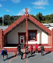 新西蘭華卡雷瓦雷瓦毛利村導覽