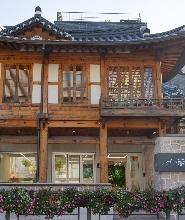 北嶽山 - 首爾徒步裝備租賃服務