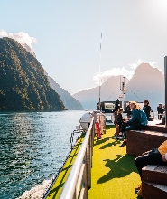 新西蘭米爾福德峽灣遊船&巴士一日遊