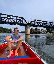 北碧府桂河大橋 2.5 小時私人長尾船之旅