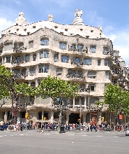 巴塞隆納：探索米拉之家導覽之旅的魔力