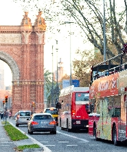 巴塞隆納隨上隨下巴士通票和生態雙體船巡遊