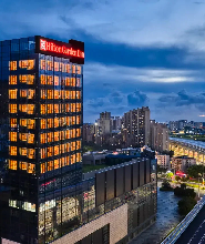 中山南區希爾頓花園（含餐）