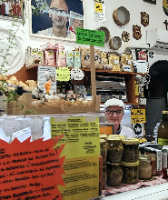 在維羅納參加美食之旅，品嚐葡萄酒