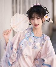 福州三坊七巷旅拍體驗(三坊七巷綺夢圖閨蜜情侶親子·新中式民國風簪花影)