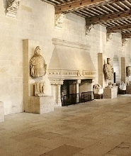 皮耶爾封城堡門票