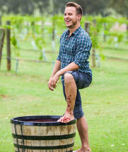 獵人谷葡萄踩踏體驗